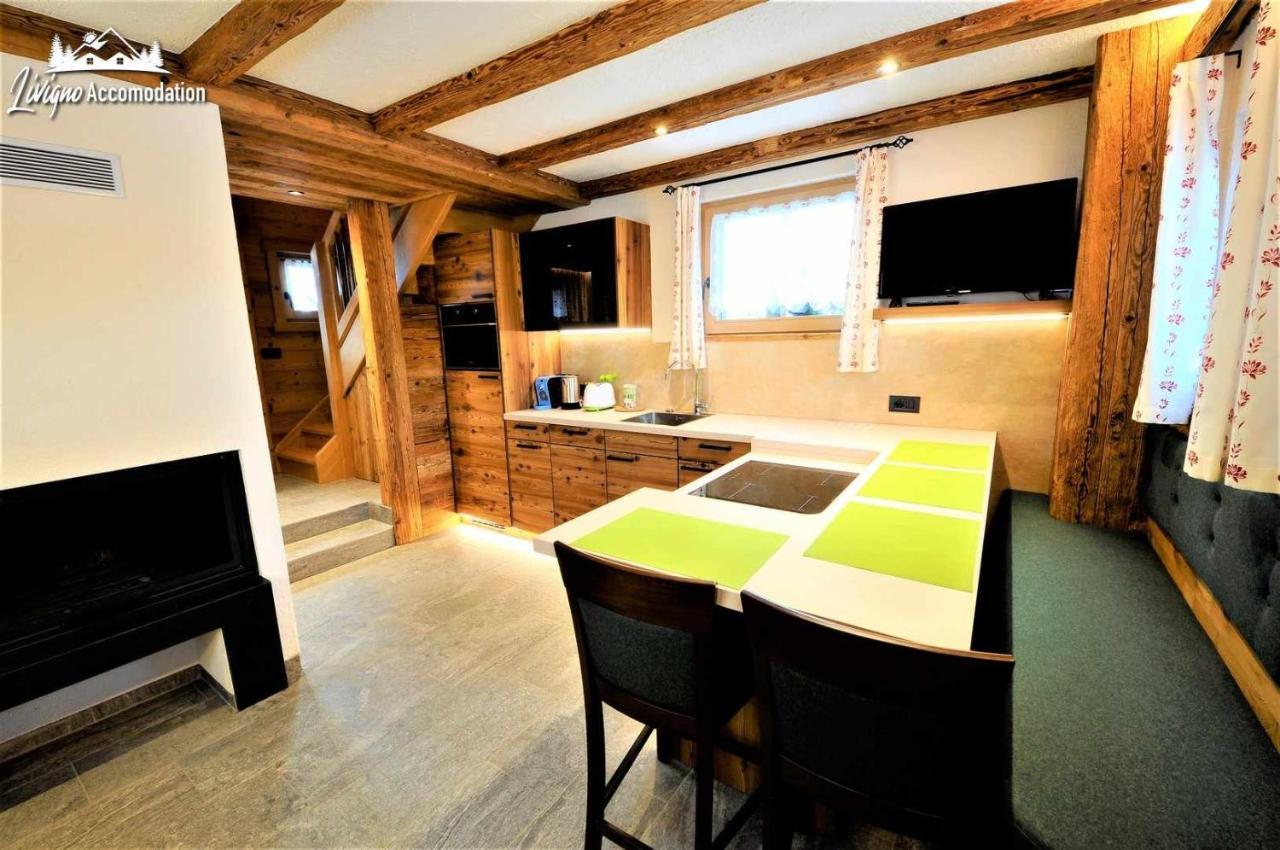 Mountain Chalet Scoiattolo By Livigno Accomodation Exterior photo