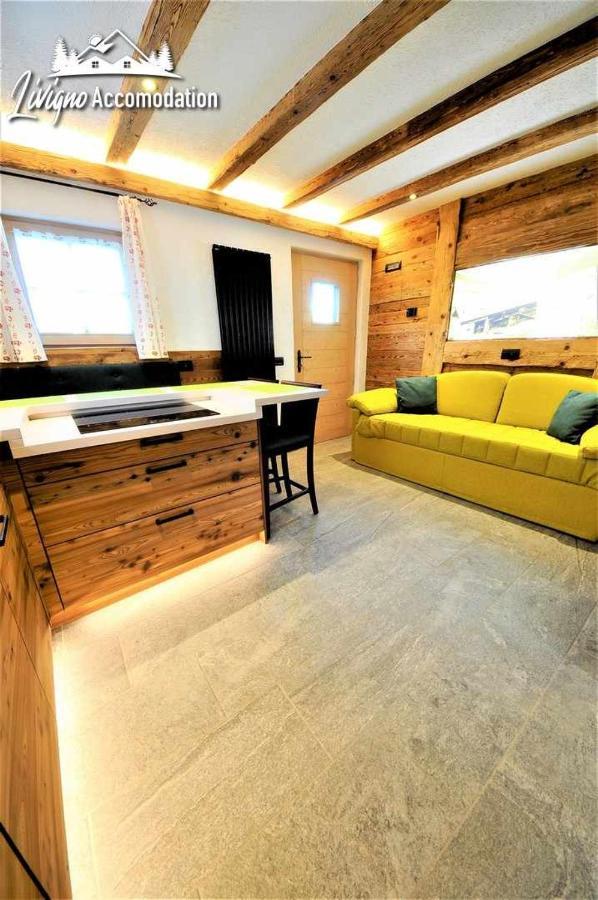 Mountain Chalet Scoiattolo By Livigno Accomodation Exterior photo